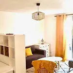 Cosy Studio Nice Proche Tram Parking Prive