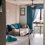 Luxurious In 450 M Of The Sea Apartment