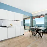Balcon Sur La Mediterranee Apartment *