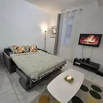 Renove Au Centre Apartment *