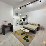 Apartment Renove Au Centre