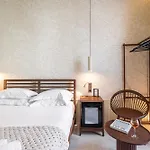 Naomi Hotel Nice