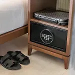 Hotel Naomi