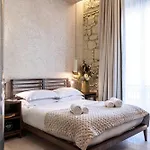 Hotel Naomi 3*