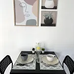 Joli Studio Place Garibaldi, Vieux-Nice, Port