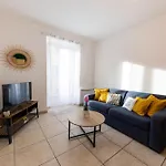 Joli Cocon A 3 Min A Pied De La Mer