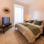 Joli Cocon A 3 Min A Pied De La Mer