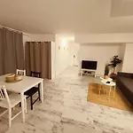 Grand et beau studio de 63 m
