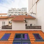 Duplex Center Of Nice With Ac