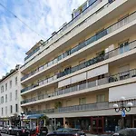 #26 Staywiz Us -Idealy Located Flat Ac 2Mins Walk To Sea Balcony