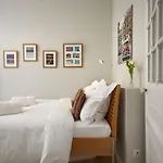 Sunlight - Gisele - Hyper Central, 1 Bedroom With Large Living