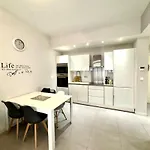 Doulce France Fshh Aparthotel Nice