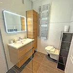 Cariatides - Promenade Apartment
