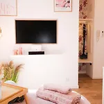 Casa Luna Nice