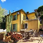 Maison Nicoise, Jardin, Piscine, Parking Double