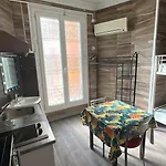 Simple stay-centre ville au calme