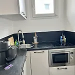 Apartment Centre De A 200m De La