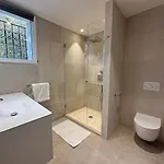 Luxury Pool & Sea View Villa *