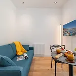 Apartment Cozy Near The Sea *
