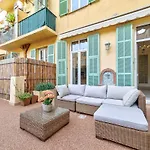 Elegant Apartment With Big Terrace