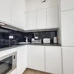 Nestor&Jeeves - Emeraude - Central - Modern