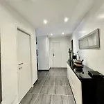 Le Port Apartment