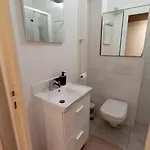 Apartment Charming With Terrace In *