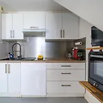 Duplex 4 pers Port de Nice avec parking