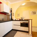Apartment Joli 2 Pieces Climatise A 150m De La Nice