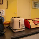 Apartment Joli 2 Pieces Climatise A 150m De La *