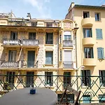 Joli 2 Pieces Climatise A 150M De La Plage