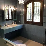 Villa Loucisa Piscine Vue 8 24 Couchages Nice
