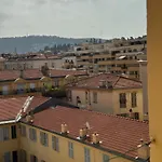 Renovated Luxury Cocoon Place Massena