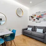Nice Renting - Verdun - Designer Cocoon Massena Calm Air Conditioning