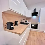 Rf102 - Magnifique Et Spacieux 3 Pieces Apartment *