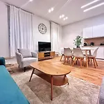 Rf102 - Magnifique Et Spacieux 3 Pieces Apartment