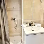 Cozy Accommodation For 4 - Wifi & Air Conditioning