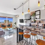 Bel Appartement Vue Mer Proche De La Promenade Des Anglais