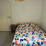 Nice 2 Charming Rooms Close To Port And Transport