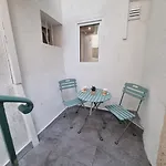 Spacious Studio Full Of Charm, Recently Updated