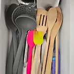 Lovely 1 Bedroom Vacation Home With Free Parking.