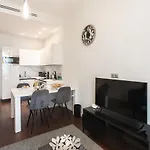 #60 Staywizus - Grimaldi 2Bdr Central Near Beach,Promenade Ac&Wifi
