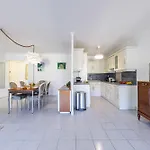 Apartment Feel - Cais De Pierlas