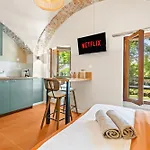 Nice Renting - Crottib - Studio Rare Pearl Typical Chic Massena & Sea