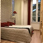 Apartment In Nice 4 Guests, Town Center - Sea