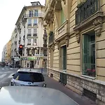 Apartment In Nice 4 Guests, Town Center - Sea