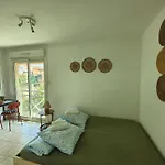 Studio Pres Mer Et Aeroport - Studio Near Sea And Airport