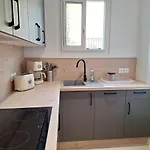 Apartment Arty & Chic A