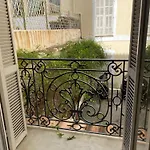 Et Salsa, Promenade Des Apartment *
