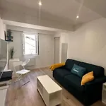 Appartement rénové Vieux Nice